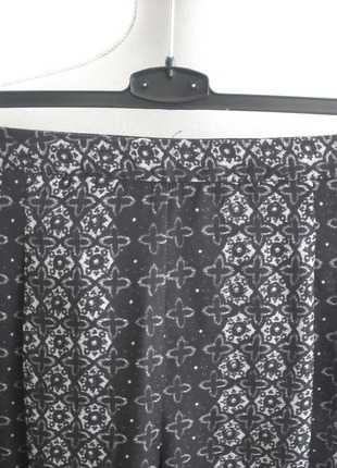 Gemusterte Hose, Loose Fit, Baggy / Haremsstyle / Chino