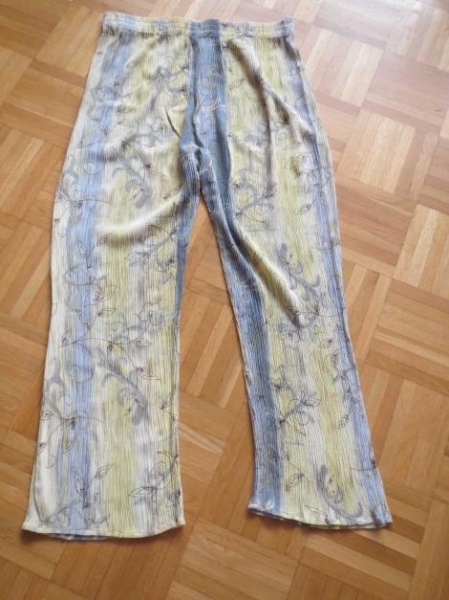 2-Teiler(Hose und Bluse)