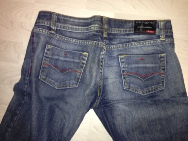 Maingott blue jeans