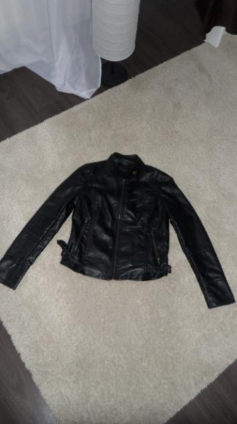 Schwarze Kunstlederjacke - Gina - 38 - Top- Zustand - 