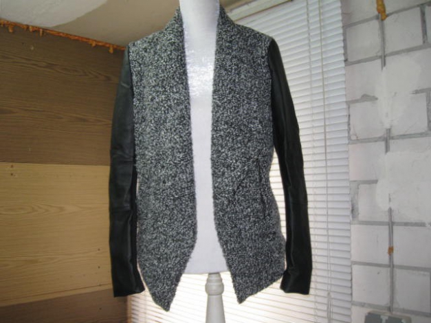 *** Tolle Stylische Jacke im Materialmix ***