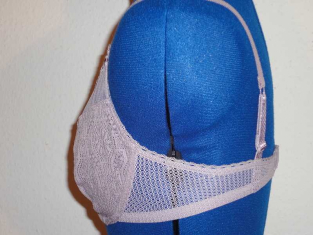 Lila Wolford Spitzen-BH 75D (Originalpreis 120€)