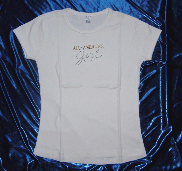 T-Shirt von Cindy B aus New York, weiß mit Nietenaufdruck, ca. Gr.38