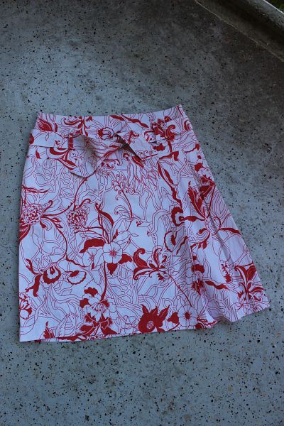 SINÉQUANONE Paperbag Rock floral rot weiß