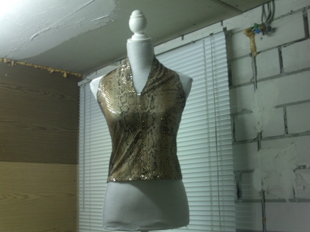 *** Neckholder ~ Partytop ~ Pailetten ***