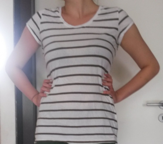 NEU! gestreiftes T-shirt