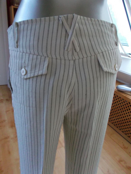 Zara Business Nadelstreifenhose creme