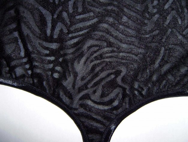 Ausgefallener Sting Body Ausbrenner von Body Art. Gr. 40 schwarz