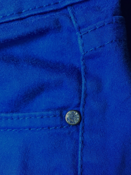 Schicke blaue Hose