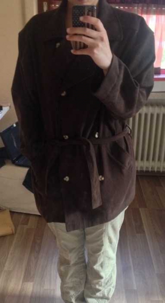 schöne dunkelbraune jacke