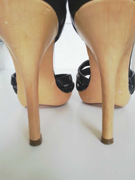 Graceland/Deichmann schwarze Riemchen Highheels mit Nieten und Fesselriemchen aus Kunstleder Gr. 36
