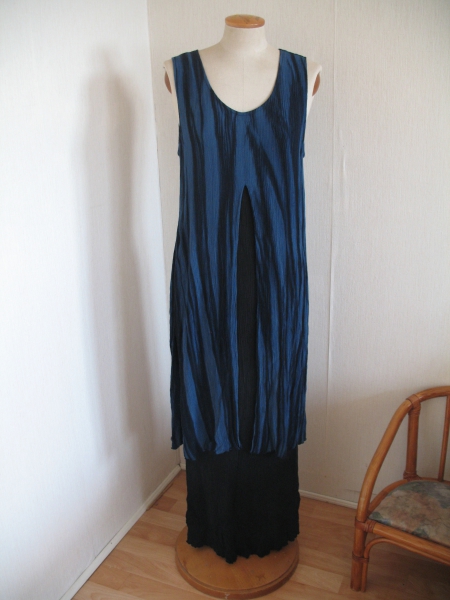 Lagen Kleid schwarz Blau 
