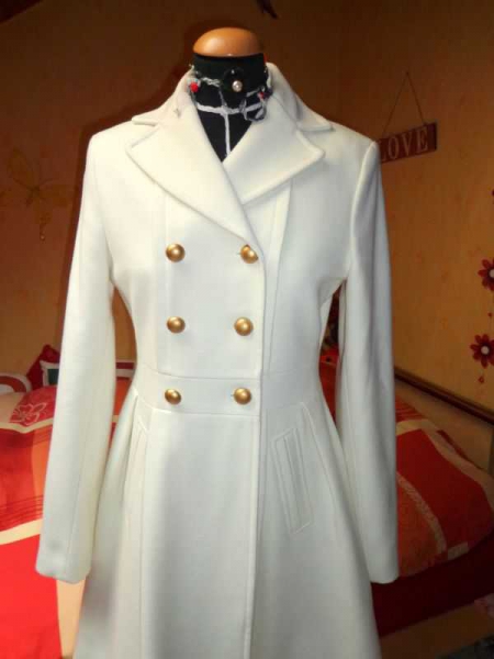 Wunderschöner Designer Wintermantel von Rinascimento Gr. M NP 150