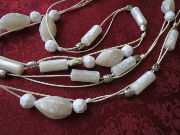 Kette, neu, 78 cm