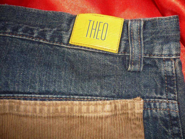 Jeans mit Cordeinsätze * Gr.46 / Theo  * VHB