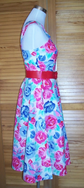 VINTAGE// Wadenlanges glockiges Trägerkleid mit Blumenprint (Nr. 3)