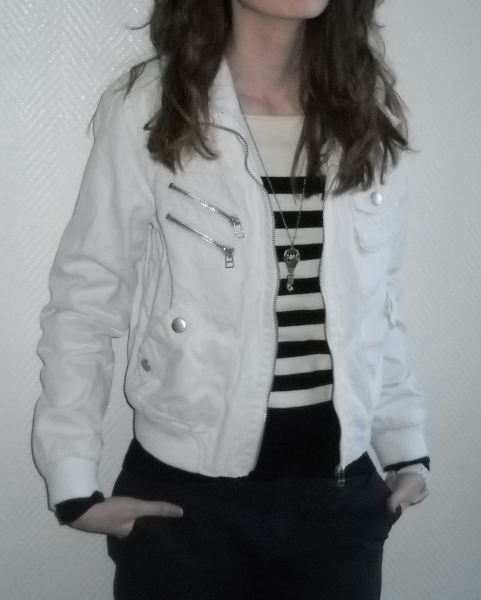 College Style Jacke Blouson Steh Umschlag Kragen Bündchen weiß XS S 34 36 Blogger Trend