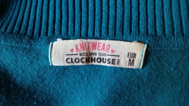 blauer Pullover