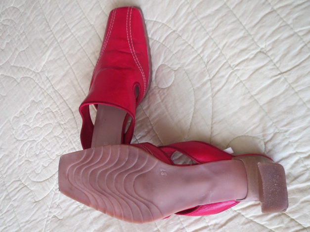Schuhe/Pantoletten Mules,rot,6cm Absatz