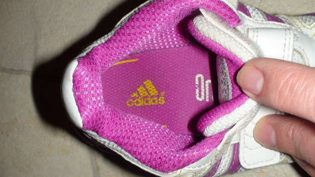 Adidas Mädchen Sportschuhe Gr.27