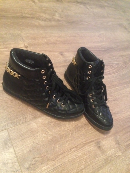 Sneaker 38