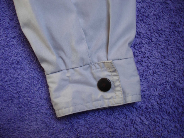 hellgraue Sommerjacke oder Weste