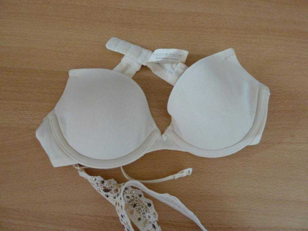 BH 70 A, Hunkemöller, creme, abnehmbare Träger, NEU