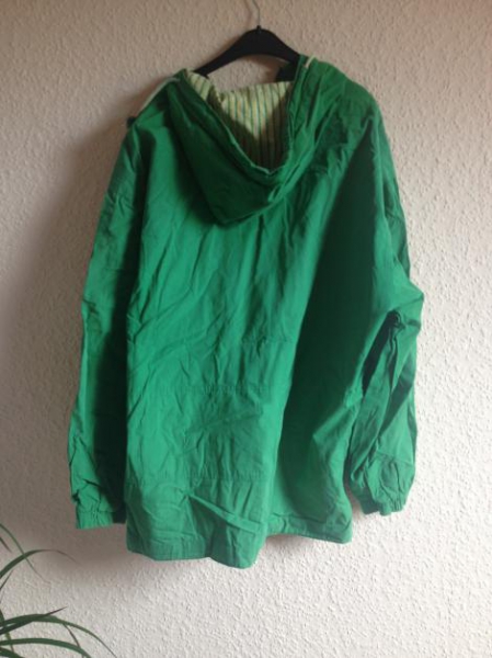 grüne Jacke