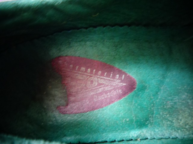 Kinderschuhe Gr. 30, Halbschuhe 8,00 Euro, Stiefel 6,00 Euro