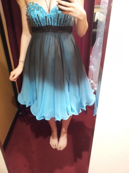 Ungetragenes Cocktailkleid/ Abschlussballkleid Luxuar Limited. Preis verhandelbar