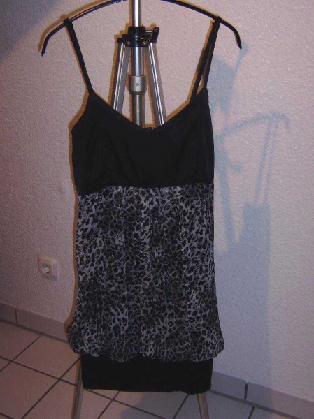 Extravagantes Ballonkleid bzw. Top in der Gr. ca. 40