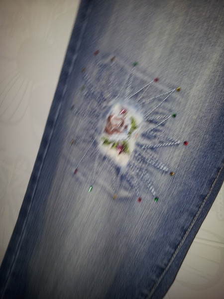 Sexy Hüft-Jeans mit toller Applikation