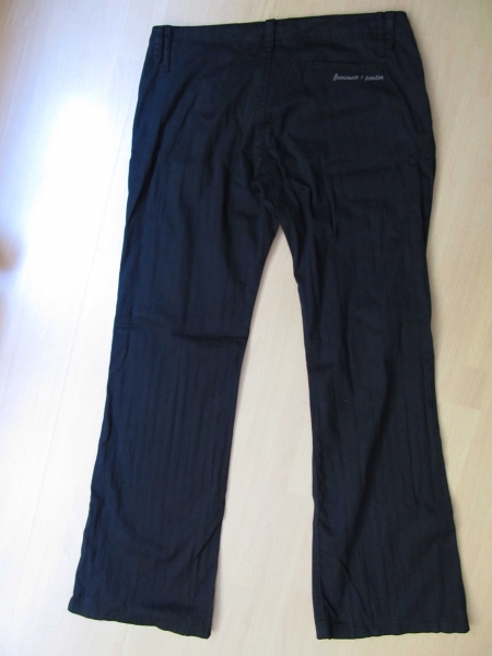 schwarze Stoffhose Größe 29