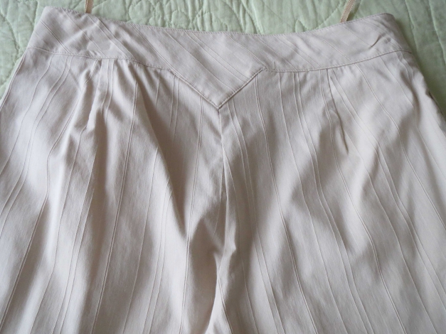 Hose, Gr. 42, beige