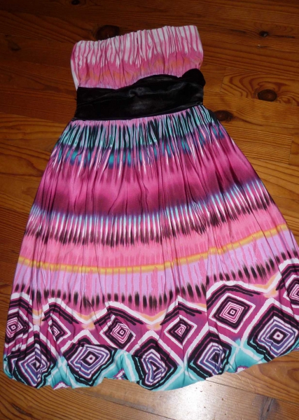 Buntes Kleid