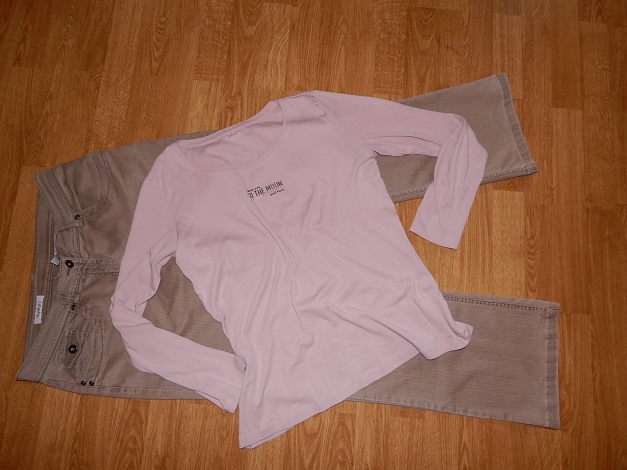 Herbstliche Hose in Rehbraun Yessika Gr. 42 und Langarmshirt Gr. 44 von s. Oliver