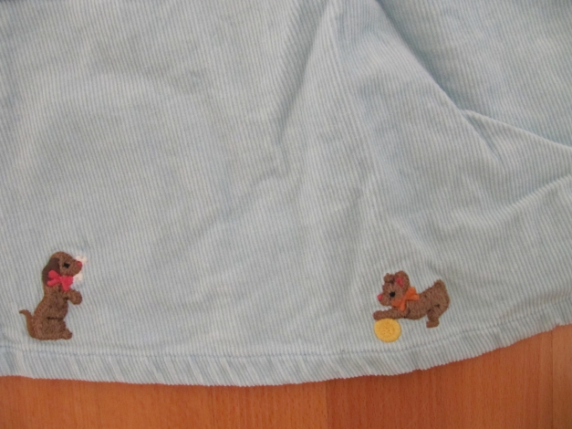 Ausgefallenes Kordkleidchen von gymboree mit Hundeappliaktionen ~80