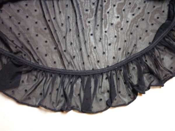 Hunkemöller Unterwäsche Top Punkte Dots schwarz Schleife Spitze