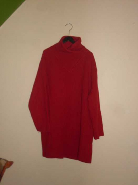 roter strickpullover (merinowolle)