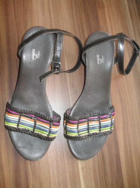Riemchen-Sandalen