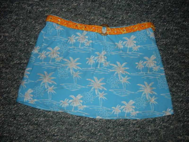 blauer Schwimmrock