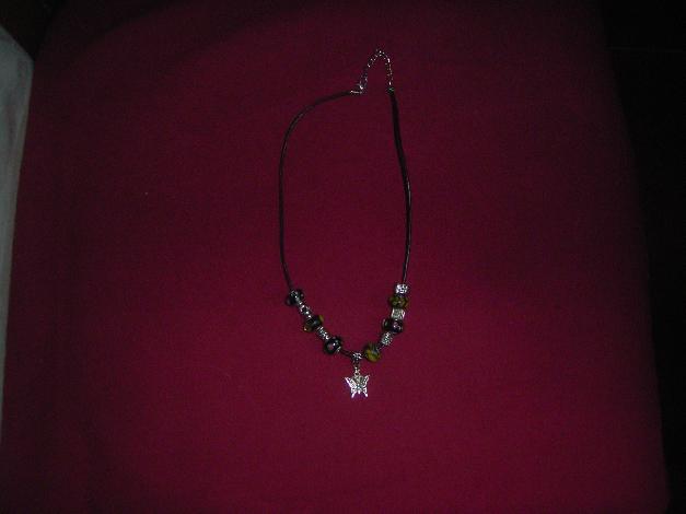  Kette mit Beads Schmetterlingsanhänger  Neu