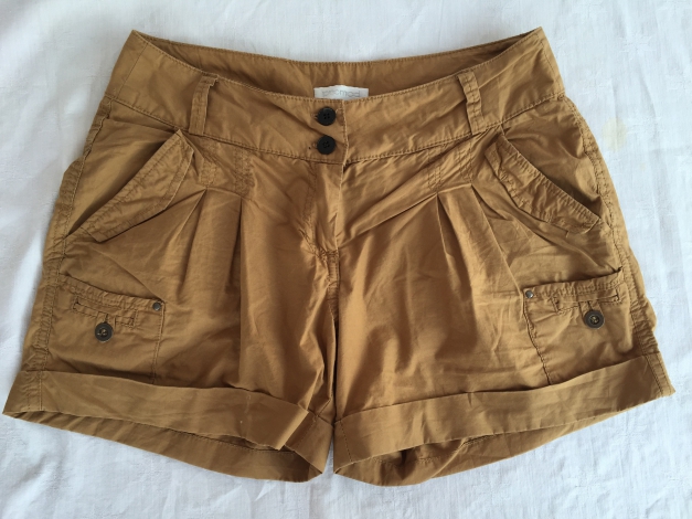 Braune Shorts