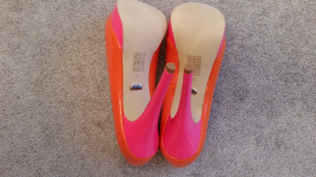  Orangene Pinke Buffalo Peeptoes