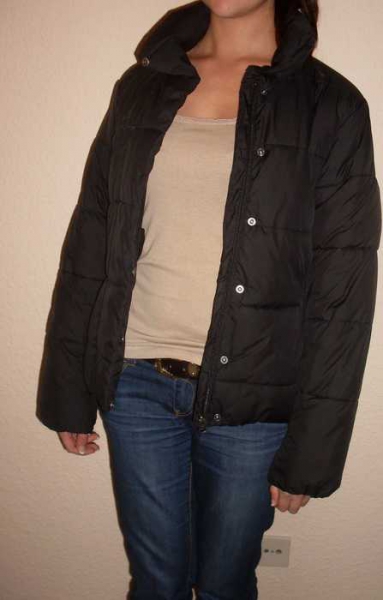 schwarze winterjacke