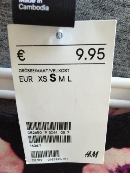 NEU!! Schickes kurzes Kleid, cooles Muster
