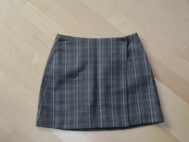 MINI ROCK GRAU KARIERT BÜRO H&M GR.34 WIE NEU STIEFELROCK