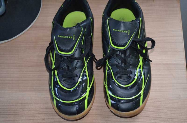 Sportschuhe