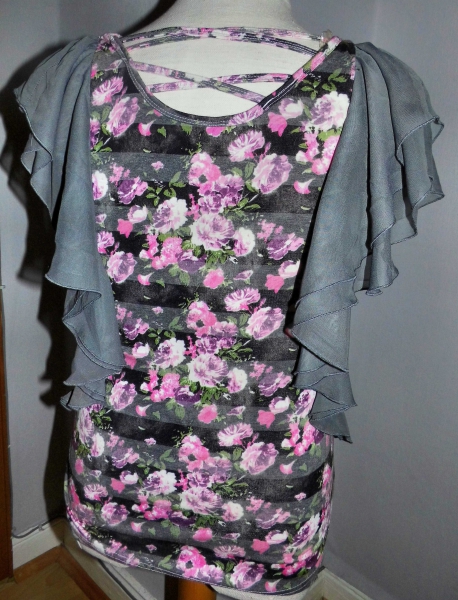 Top / Shirt / Gr. M