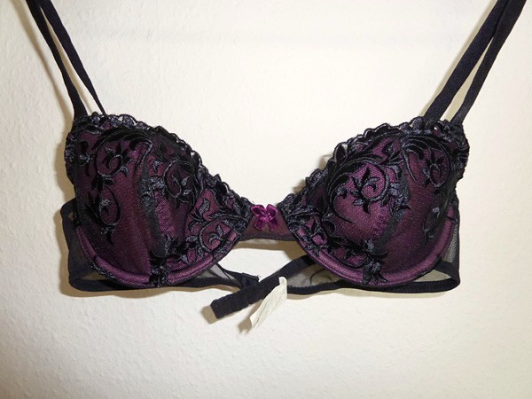 *Neu* Süßer Push-Up mit Spitze & Netz